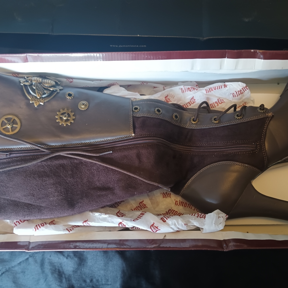 Steampunk Brown Knee-High Boots